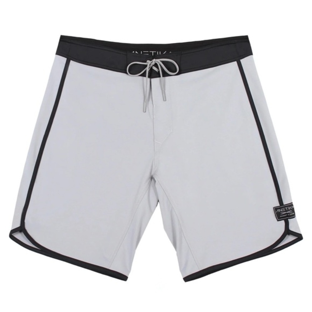 BNWT Anetik Revolt Tech Hybrid Men's 34 shorts $80